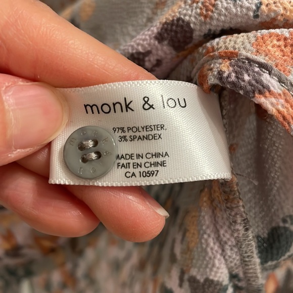 Floral top - Picture 3 of 3